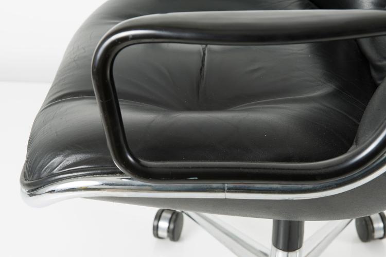 Bild 3 zu Objekt, Armlehnsessel '12 E1', 1965, Charles Pollock, Knoll International, New York, 122C 176