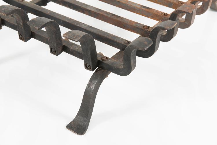 Bild 12 zu Objekt, Kaminset mit Kaminrost, 1950er Jahre, Vereinigte Werkst&auml;tten, M&uuml;nchen, 122C 71