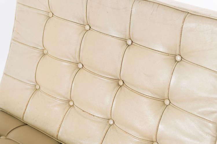 Bild 3 zu Objekt, Two 'Barcelona' easy chairs, 1929, Ludwig Mies van der Rohe, Knoll International, New York, 122C 16