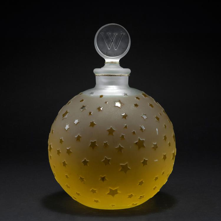 Bild 1 zu Objekt, Tall perfume flacon 'Dans la nuit', for Worth, 1924, Ren&eacute; Lalique, Lalique, Ren&eacute;, Wingen-sur-Moder, 123 365