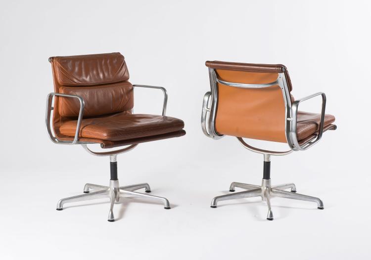Bild 2 zu Objekt, Two 'Soft pad' armchairs, 1969, ICF, Cadsana; Miller, Herman, Zeeland, 122C 190