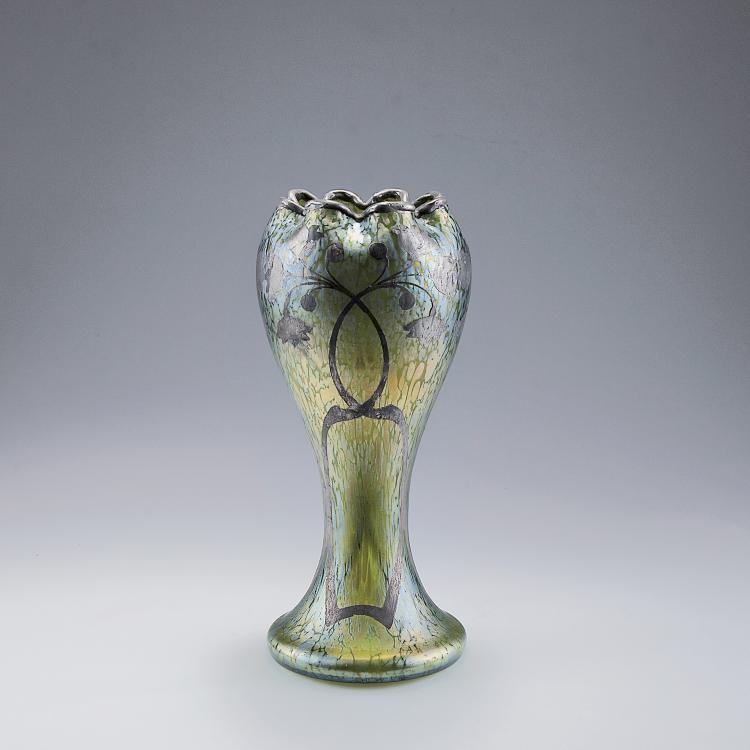 Hauptbild zu Objekt, Vase with galvanic silver overlay, c1900, L&ouml;tz Wwe., Klosterm&uuml;hle, 123 480