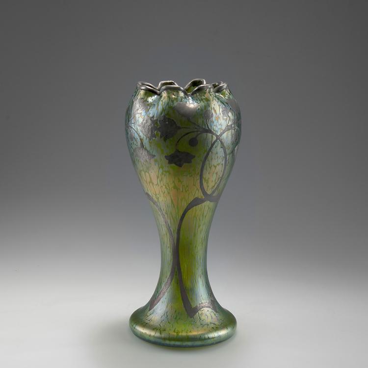 Bild 1 zu Objekt, Vase with galvanic silver overlay, c1900, L&ouml;tz Wwe., Klosterm&uuml;hle, 123 480