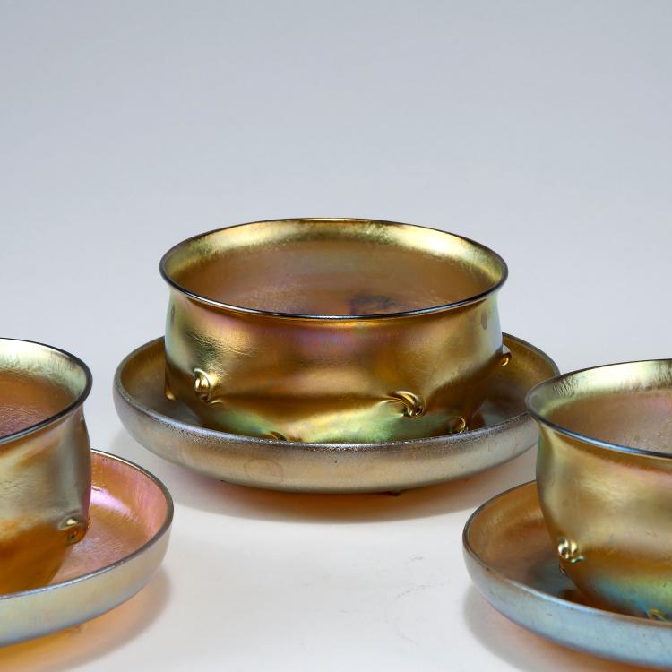 Bild 3 zu Objekt, Three bowls and four saucers, 1910-15, Tiffany, Louis C., New York, 123 534