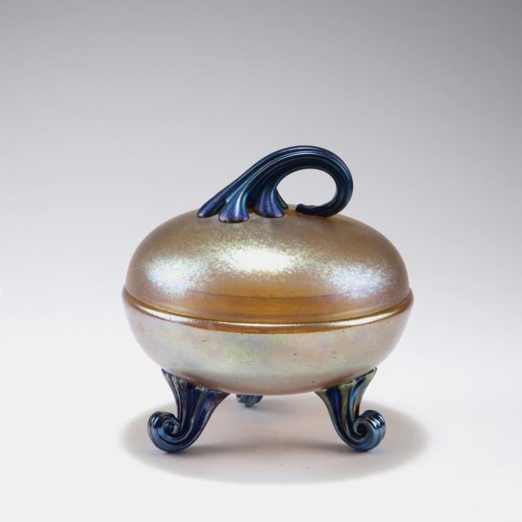 Hauptbild zu Objekt, Box and cover, 1925s, L&ouml;tz Wwe., Klosterm&uuml;hle, 123 502