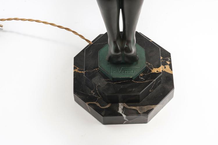 Bild 6 zu Objekt, 'Clart&eacute;' 'Femme &agrave; la boule de lumi&egrave;re' figurative light, 1928, Max Le Verrier, Le Verrier, Max, 123 569