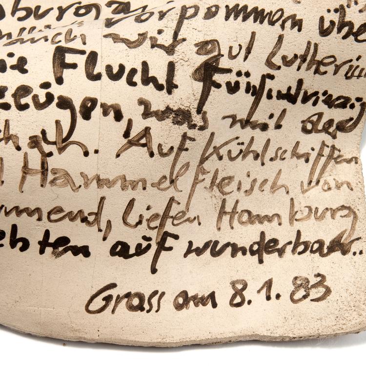 Bild 1 zu Objekt, Autograph on terracotta, 1983, G&uuml;nter Grass, 124B 116