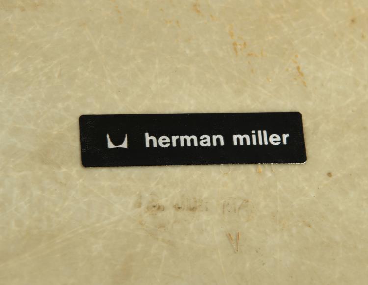 Bild 4 zu Objekt, Vier Stapelst&uuml;hle 'DSS', 1950-53, Miller, Herman, Zeeland, 122C 94