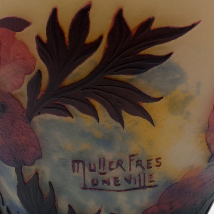 Bild 3 zu Objekt, 'An&eacute;mones' vase, c1925, Muller Fr&egrave;res, Lun&eacute;ville, 123 125