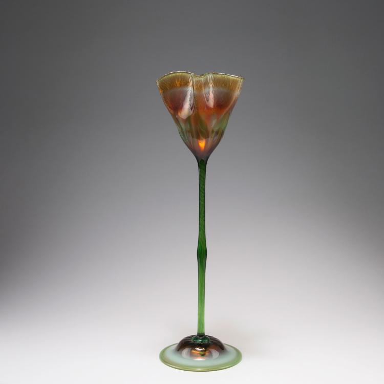 Bild 1 zu Objekt, Tall flower goblet, 1905, Tiffany, L. C., New York, 123 138