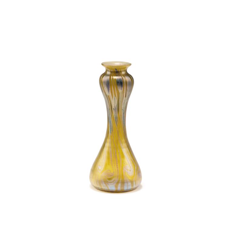 Hauptbild zu Objekt, 'Ph&auml;nomen' vase, c1901-02, L&ouml;tz Wwe., Klosterm&uuml;hle, 123 113