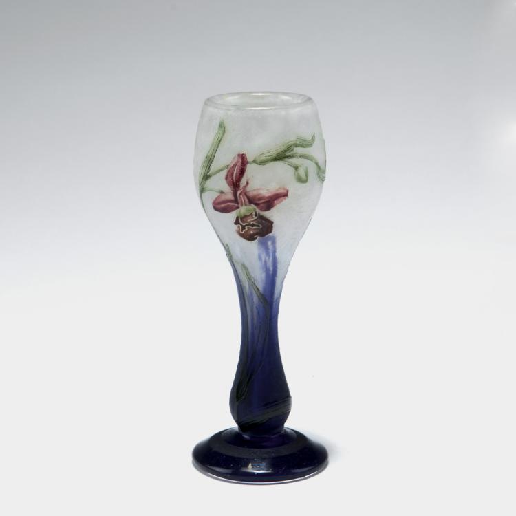 Hauptbild zu Objekt, 'Orchis, toile d'araign&eacute;e' goblet, c1910, Daum Fr&egrave;res, Nancy, 123 35