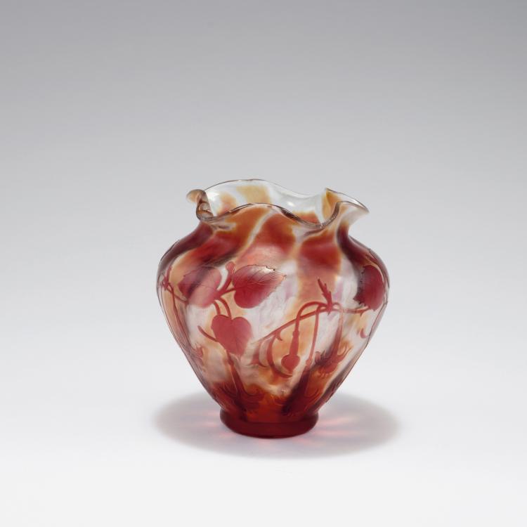 Hauptbild zu Objekt, 'Fuchsias' vase, c1901, Pantin, Cristallerie; Stumpf, Touvier, Viollet & Cie., 123 131