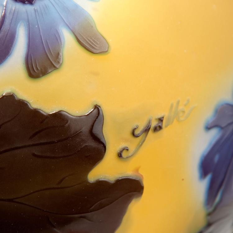 Bild 2 zu Objekt, 'Cin&eacute;raires' table light, 1920s, Gall&eacute;, Emile, Nancy, 123 99