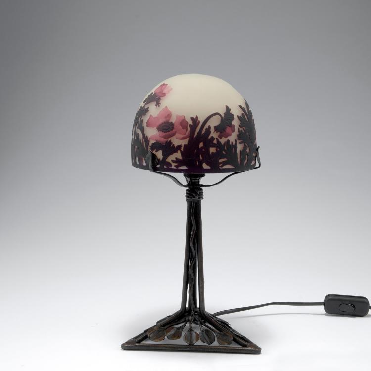 Bild 1 zu Objekt, 'An&eacute;mones' table light, c1925, Muller Fr&egrave;res, Lun&eacute;ville, 123 128