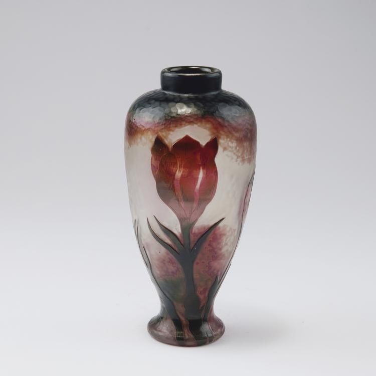 Hauptbild zu Objekt, 'Crocus' martel&eacute; vase, 1899, Daum Fr&egrave;res, Nancy, 123 16
