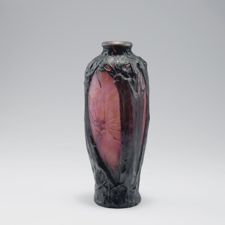 Hauptbild zu Objekt, 'Paysage, moulage en relief' vase, 1910, Daum Fr&egrave;res, Nancy, 123 32