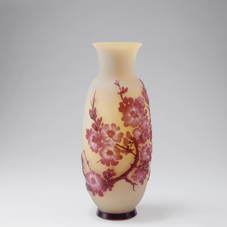 Hauptbild zu Objekt, Souffl&eacute;-Vase 'Fleurs de pommier', 1920-25, Gall&eacute;, Emile, Nancy, 123 96
