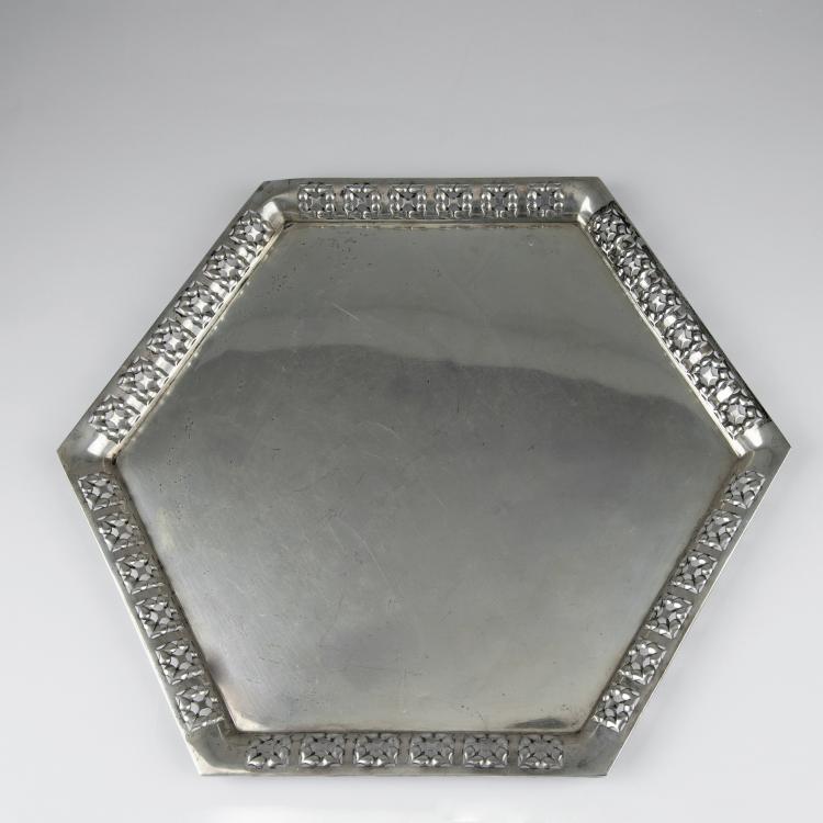 Bild 1 zu Objekt, Tray, c1909, Josef Hoffmann, Wiener Werkst&auml;tte, 124A 7