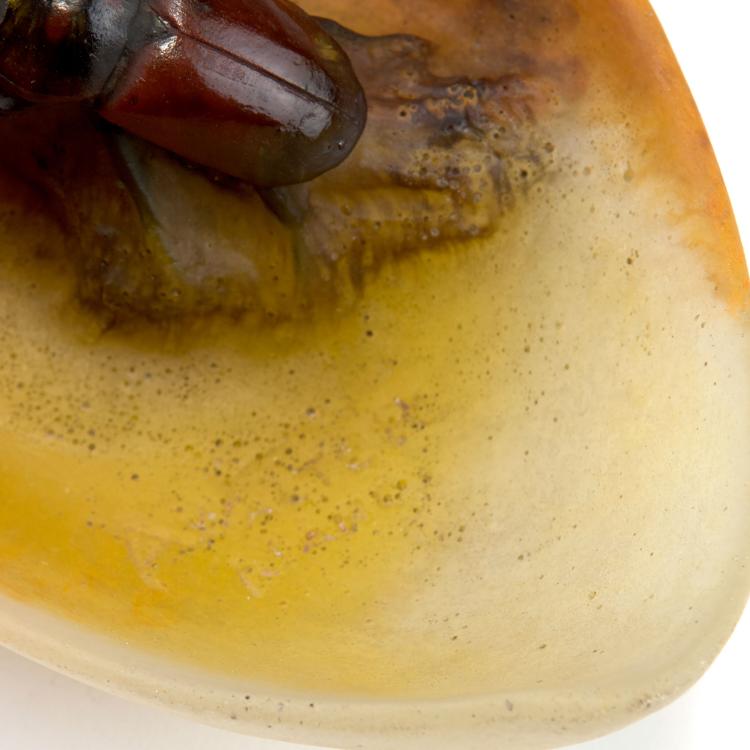 Bild 3 zu Objekt, Important 'Lucanes, cerf-volant' bowl, 1920s, Henri Berg&eacute;, Walter, Amalric, Nancy, 123 448