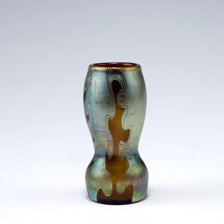 Bild 1 zu Objekt, Small 'Ph&auml;nomen' vase, 1900, L&ouml;tz Wwe., Klosterm&uuml;hle, 123 472