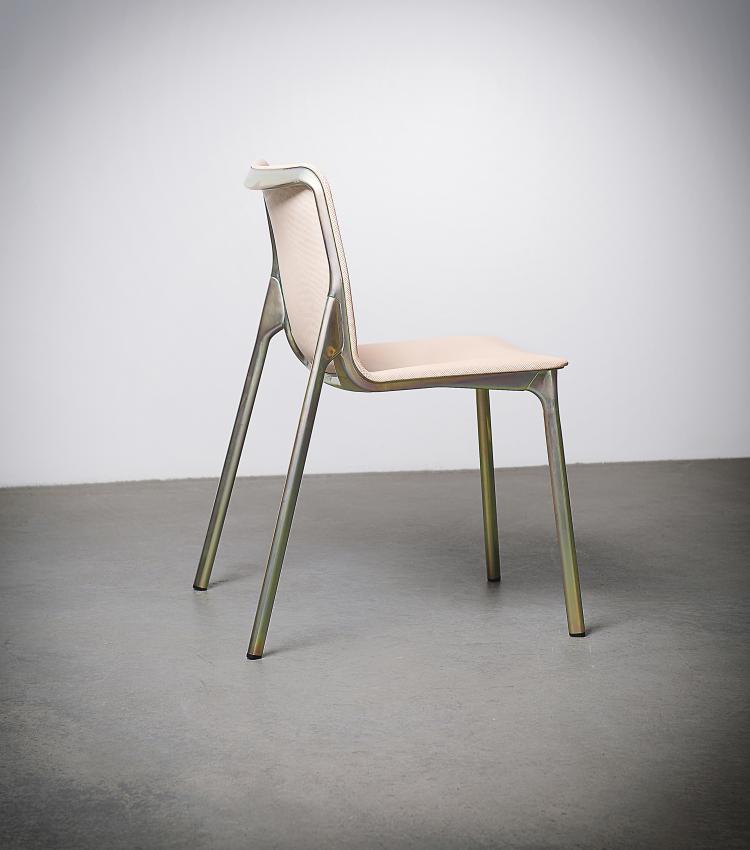 Bild 1 zu Objekt, Prototyp Stuhl 'SF CH GL 000' der ersten Post-Produktions-Serie,  2012/13, Stefan Diez, Stefan Diez Office, M&uuml;nchen; Schellmann Furniture, M&uuml;nchen, 122C 228