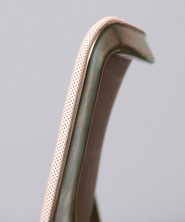 Bild 5 zu Objekt, Prototyp Stuhl 'SF CH GL 000' der ersten Post-Produktions-Serie,  2012/13, Stefan Diez, Stefan Diez Office, M&uuml;nchen; Schellmann Furniture, M&uuml;nchen, 122C 228