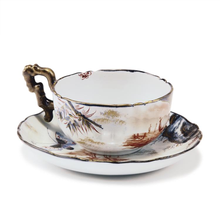 Hauptbild zu Objekt, Cup and saucer, past 1874, Saint Cl&eacute;ment, 123 695