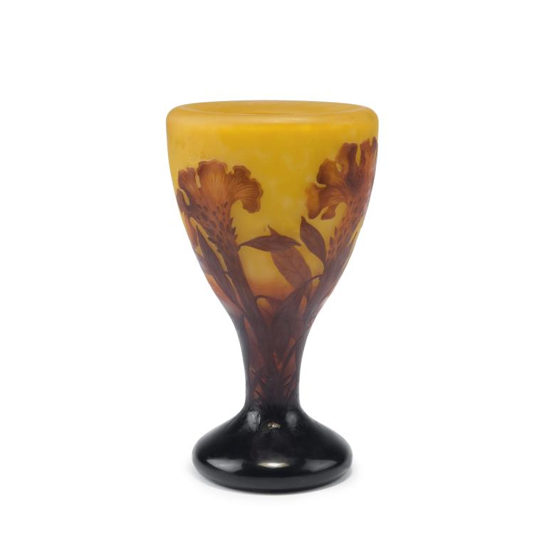 Hauptbild zu Objekt, 'Cr&ecirc;tes de coq' vase, c1913, Daum Fr&egrave;res, Nancy, 123 257