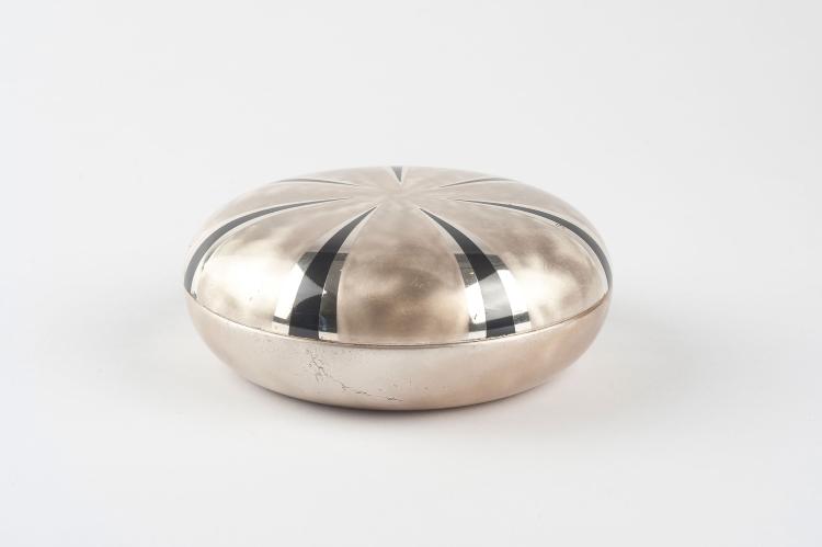 Bild 1 zu Objekt, Ikora box, c1930, WMF, Geislingen, 123 828