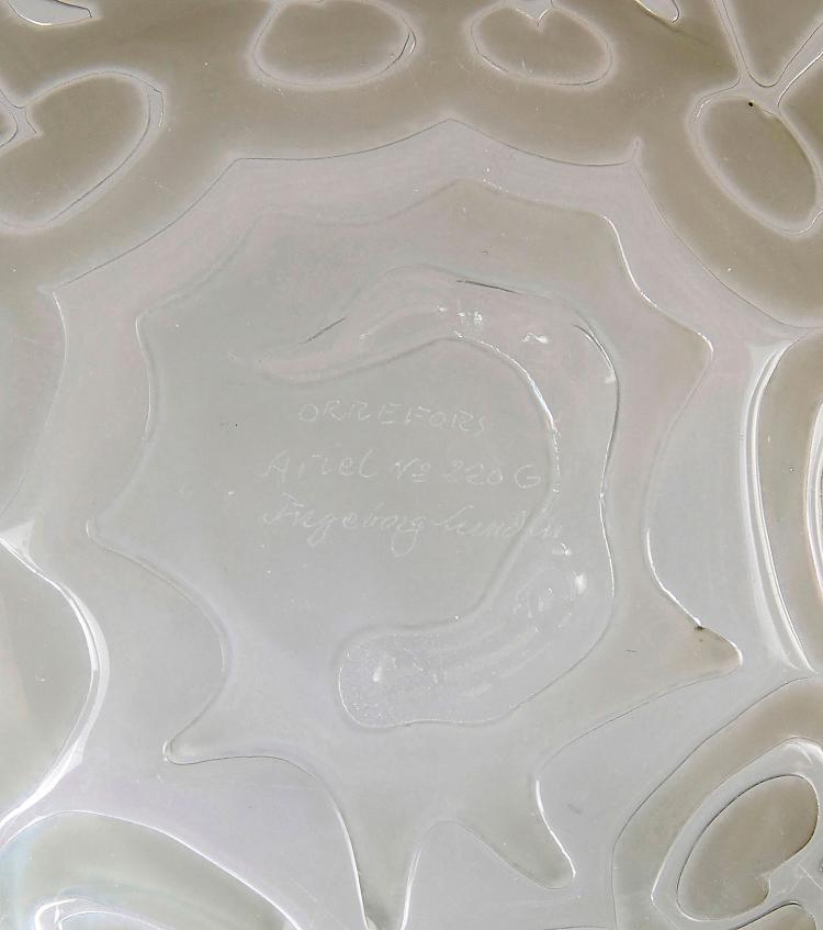 Bild 1 zu Objekt, 'Ariel' bowl, 1972, Ingeborg Lundin, Orrefors Glasbruk, 122B 174