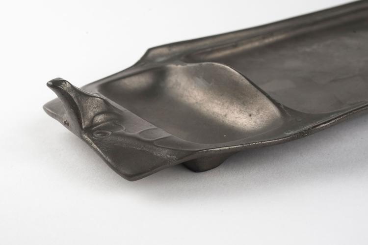 Bild 1 zu Objekt, Pen tray, 1904-06, Kayser & Co., Krefeld, 123 811