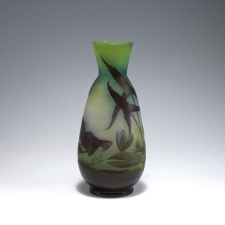 Bild 1 zu Objekt, 'Sagittaire et n&eacute;nuphars' vase, 1906-14, Gall&eacute;, Emile, Nancy, 123 322