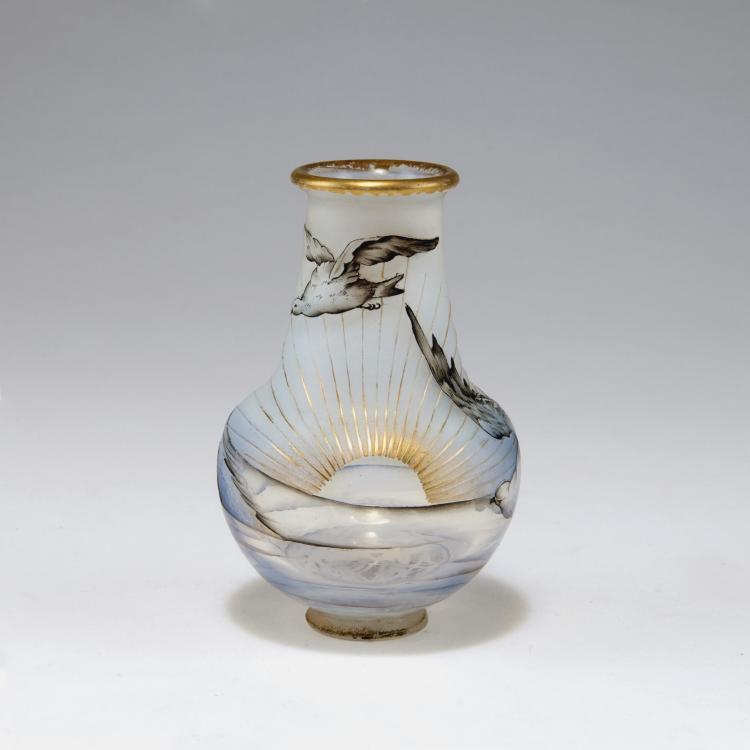 Hauptbild zu Objekt, 'Aurore, mouettes' vase, 1897, Daum Fr&egrave;res, Nancy, 123 171