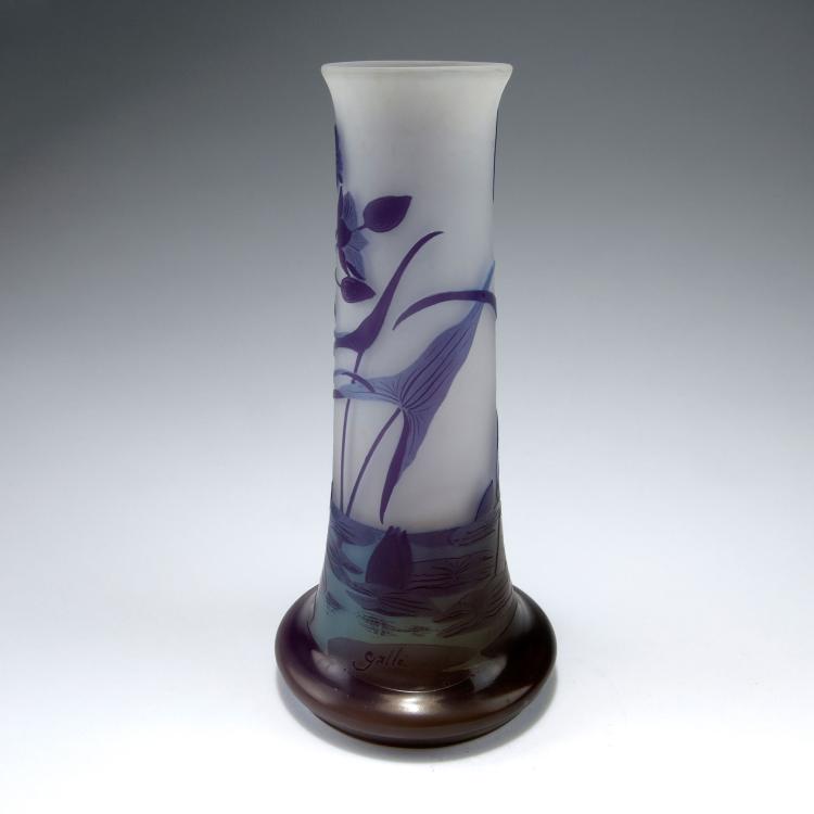 Bild 1 zu Objekt, 'N&eacute;nuphars et sagittaire' vase, 1906-14, Gall&eacute;, Emile, Nancy, 123 323