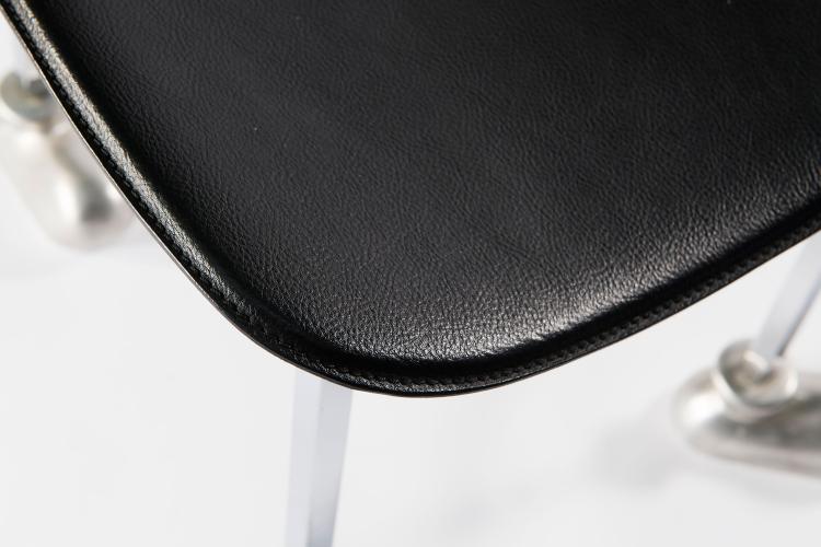 Bild 5 zu Objekt, 'Garriri' chair, 1988, Javier Mariscal, Akaba, Barcelona, 122C 220