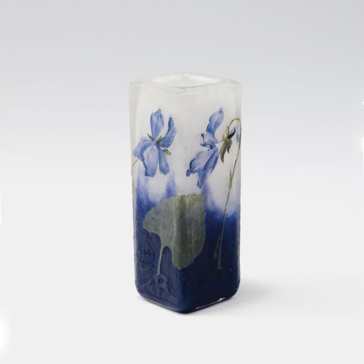 Hauptbild zu Objekt, 'Violettes' vase, c1910, Daum Fr&egrave;res, Nancy, 123 234