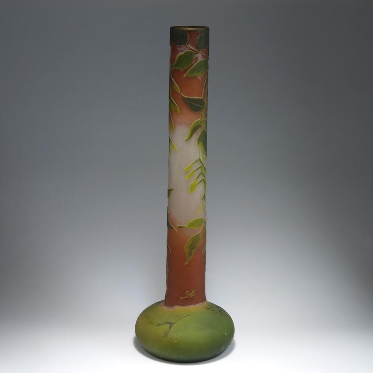 Bild 1 zu Objekt, Tall 'Erable &agrave; feuilles de fr&ecirc;ne' vase, 1902-03 , Gall&eacute;, Emile, Nancy, 123 296