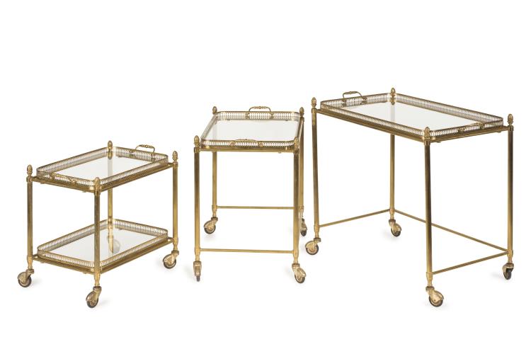 Hauptbild zu Objekt, Three nesting tables, 1950s, Italien, 122A 47