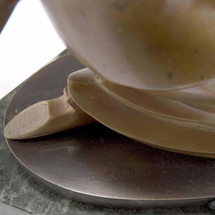 Bild 1 zu Objekt, 'Torch bearer' table light, c1930, Hans Harders, 123 561