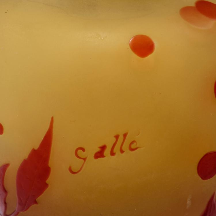 Bild 2 zu Objekt, Small 'Sorbier' vase, 1906-14, Gall&eacute;, Emile, Nancy, 123 324