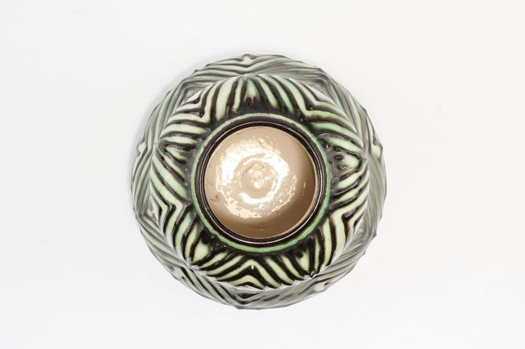 Bild 2 zu Objekt, Vase (Lozenges), 1921-23, Max Laeuger, Karlsruhe, Majolikamanufaktur, 123 701