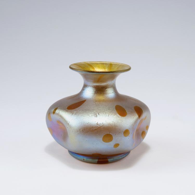 Hauptbild zu Objekt, 'Astr&auml;a' vase, 1900, L&ouml;tz Wwe., Klosterm&uuml;hle, 123 475