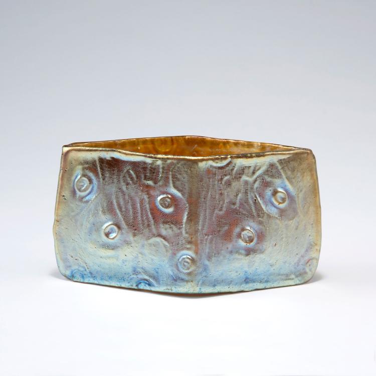 Bild 2 zu Objekt, 'Rusticana' jardiniere, 1899, L&ouml;tz Wwe., Klosterm&uuml;hle, 123 470