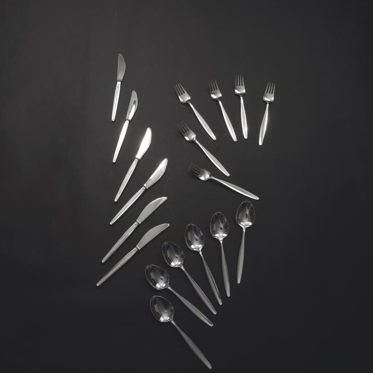 Hauptbild zu Objekt, 18 pieces of 'Cypress' flatware, 1954, Tias Eckhoff, Jensen, Georg, Kopenhagen, 122C 119