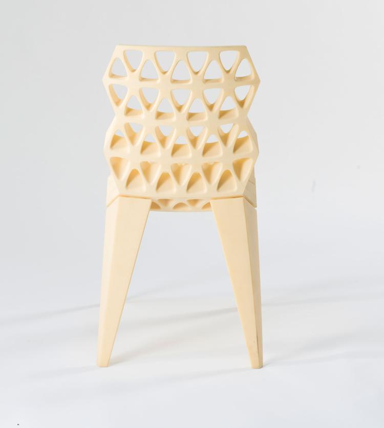 Bild 3 zu Objekt, Prototype chair 'Sinterchair N. 0, 2001, Oliver Vogt, Vogt & Weizenegger, Berlin, 122C 226