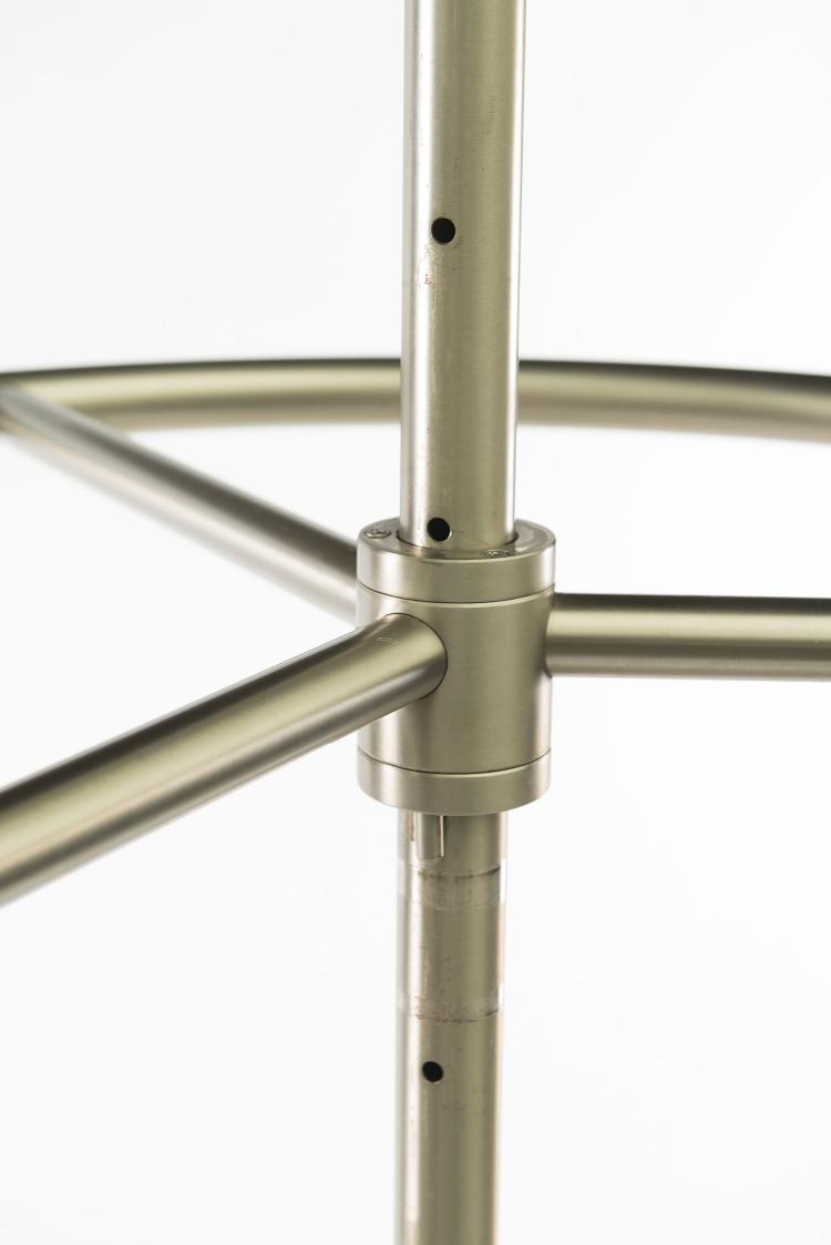 Bild 3 zu Objekt, Display shelf, 1992, Marc Newson, Cappellini, Mailand, 124A 88