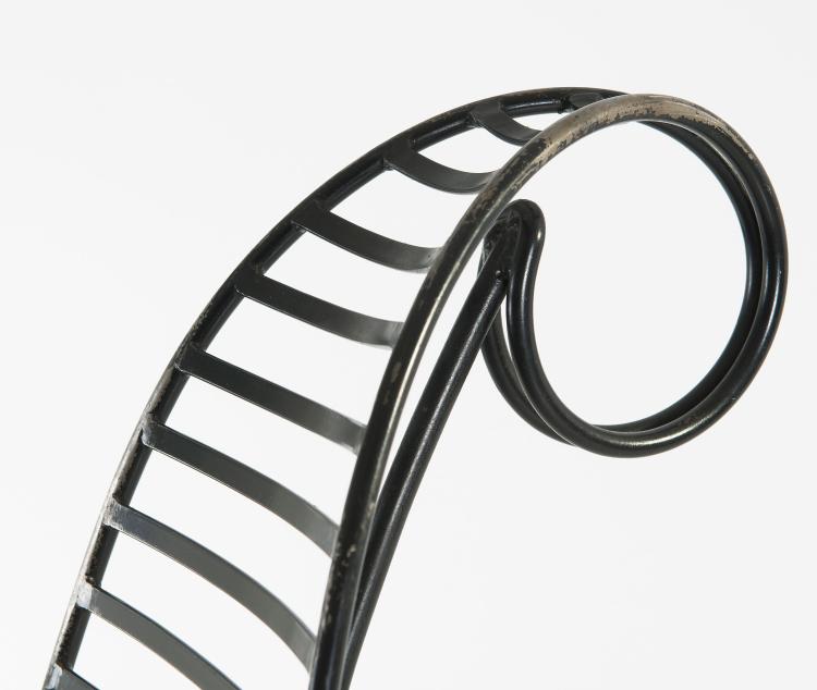 Bild 4 zu Objekt, 'Spine' chair, 1988, Andr&eacute; Dubreuil, A. D. Decorative Arts, London, 124A 82