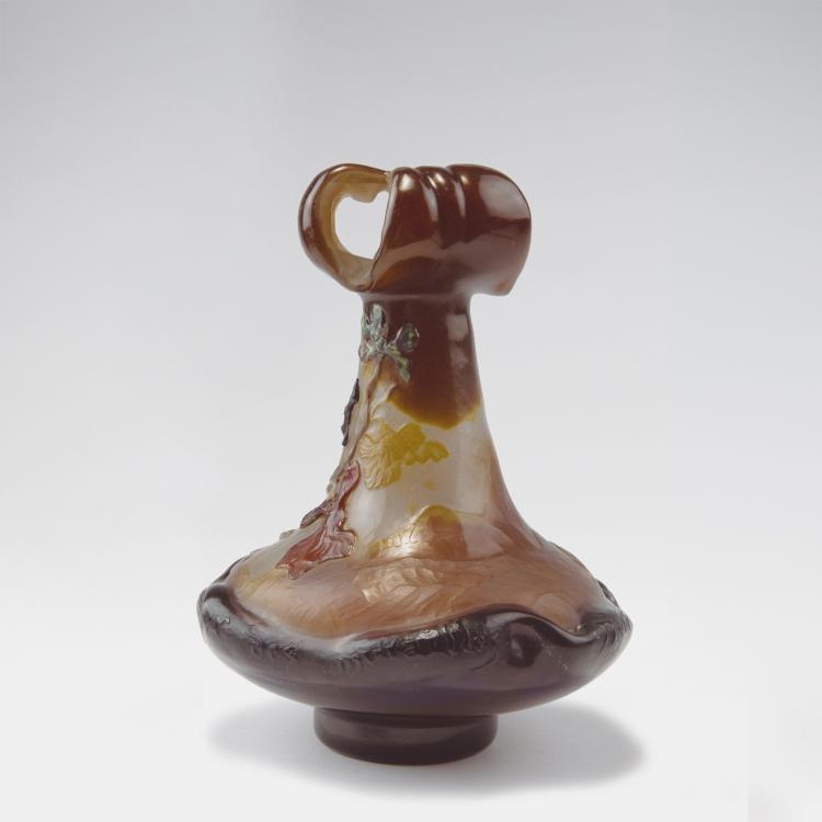 Bild 2 zu Objekt, Important Marqueterie vase 'La Girofl&eacute;e des Murailles' with a quote by Victor Hugo, c1900, Gall&eacute;, Emile, Nancy, 123 59