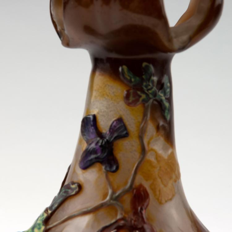 Bild 4 zu Objekt, Important Marqueterie vase 'La Girofl&eacute;e des Murailles' with a quote by Victor Hugo, c1900, Gall&eacute;, Emile, Nancy, 123 59